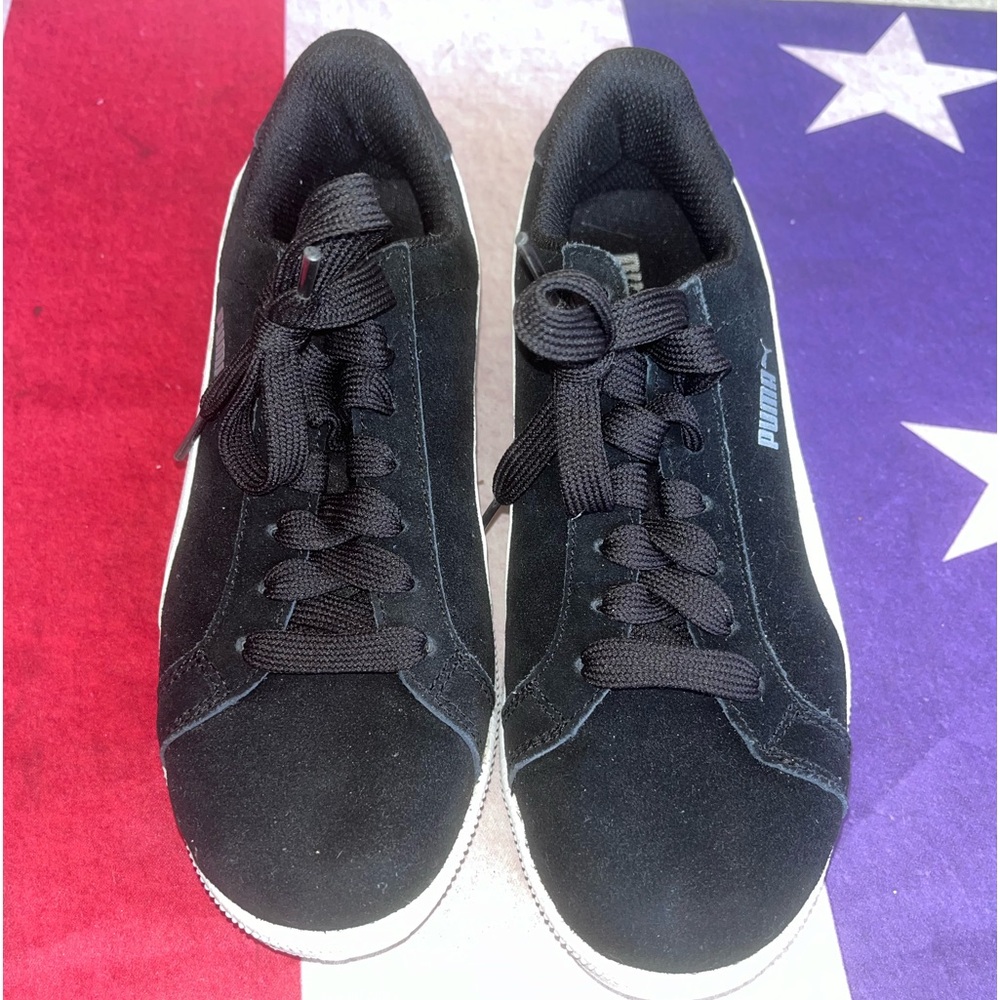 PUMA SMASH SUEDE JR SNEAKERS MODEL 362027-01 Size 5